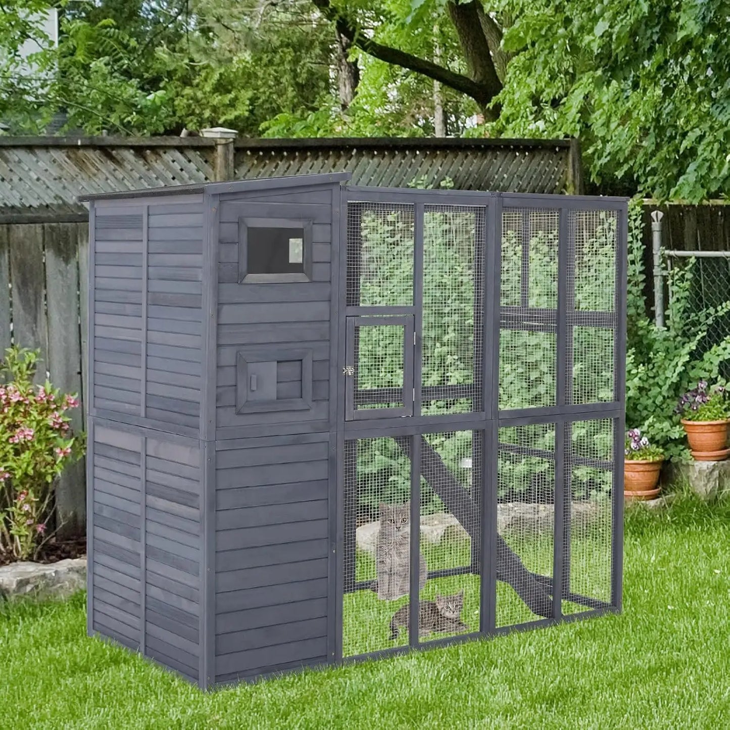 Outdoor Wooden Catio Cat Shelter with Platforms and Waterproof Roof